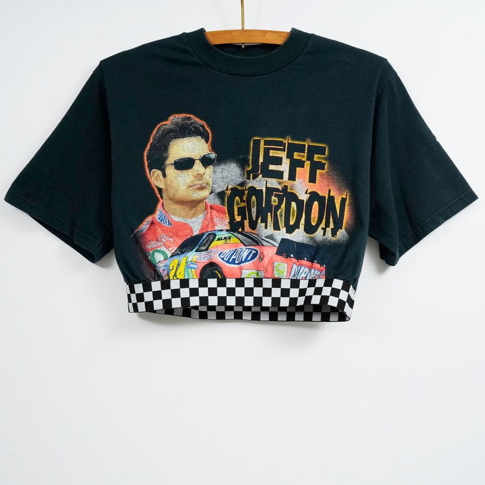 Vintage Jeff Gordon #24 DuPont NASCAR T-Shirt Cropped Boxy Four of a Kind